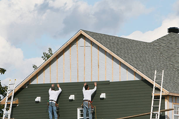 Professional Siding Installation technician working in Butler, NJ
